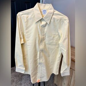 Brooks Brothers Light Yellow Dress Shirt 16-33